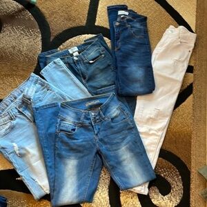 Bundle of Jeans